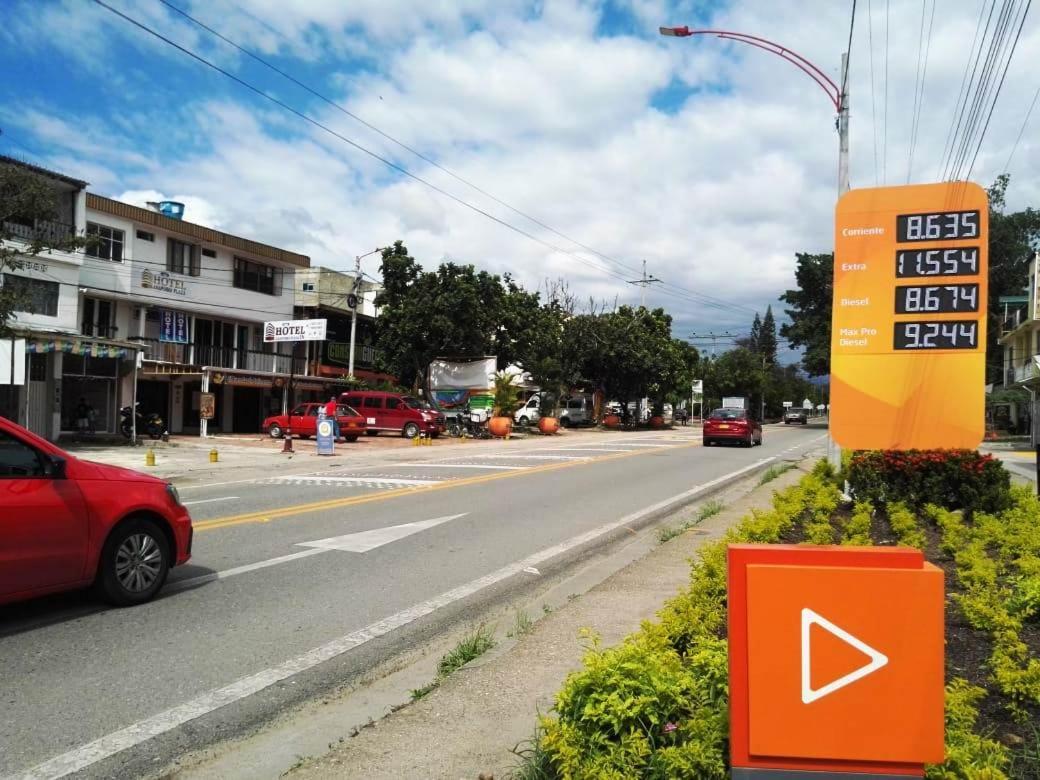 Plaza In * Anapoima
